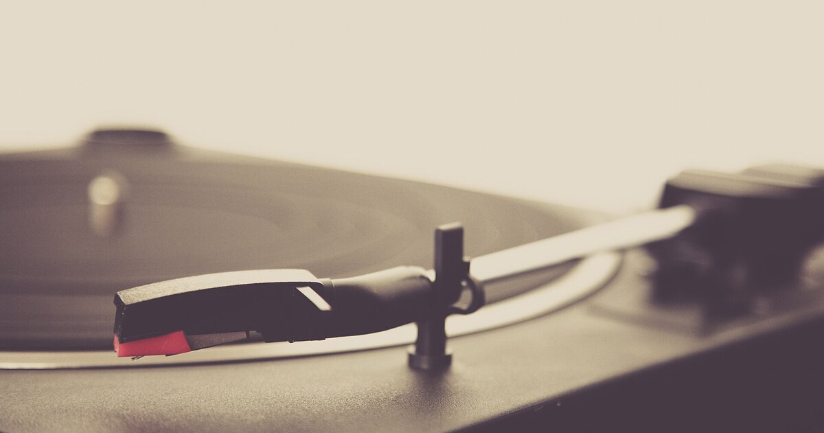Why Gen Z Likes Vinyl: The Streaming Generation's Analog Obsession
